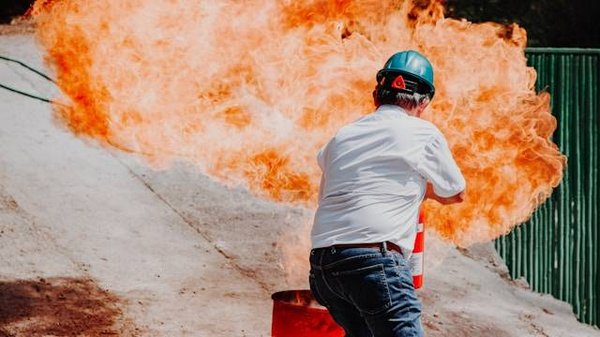 10 Mesures Cruciales Révélées par un Audit de Sécurité Incendie pour Protéger Votre Entreprise