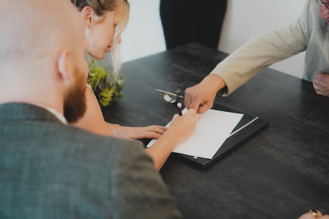 Faire appel à une agence garantit une expertise locale.